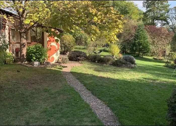 Orangerie Gehaichnishof 7born לינה וארוחת בוקר Maring-Noviand